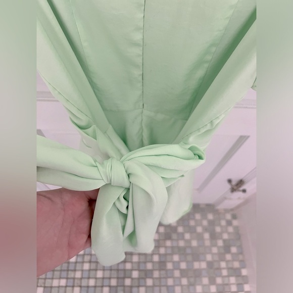 Beginning Boutique Green Mini dress (Built in shorts) - Picture 3 of 4